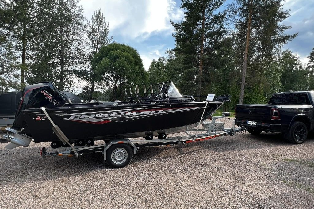 Tracker Targa V-19 Combo Saimaalla